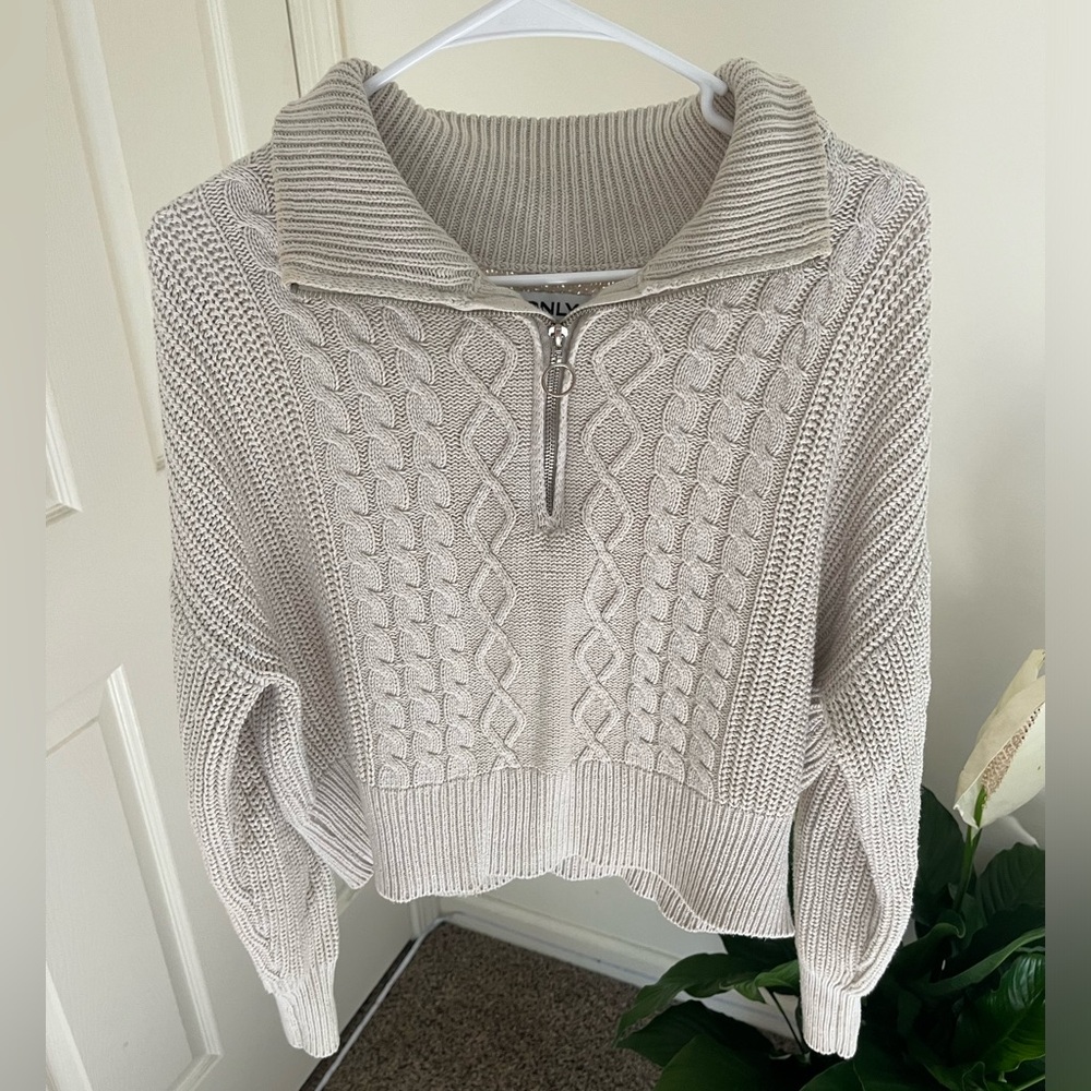 Cozy Cream Cable Knit Sweater